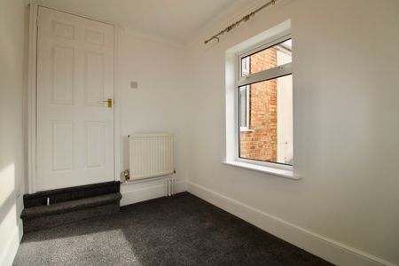 Belsize Avenue, Woodston, Peterborough - Photo 5