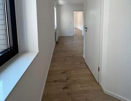 Wohnung in Wanheim-Angerhausen nähe Rheinpromenade - Photo 1