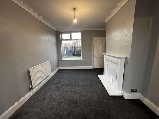 Littlefield Lane, Grimsby, DN34 - Photo 1