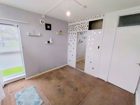 The Lindens, Newbridge Crescent, Wolverhampton - Photo 5