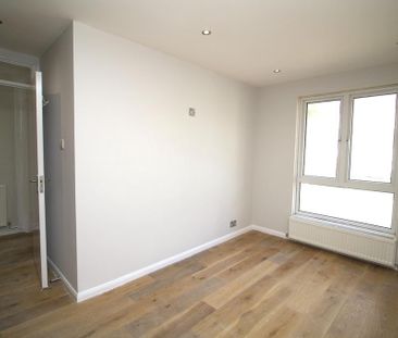 3 bedroom detached house to rent - Photo 4