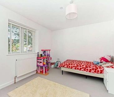 Primula Road, Bordon, Hampshire, GU35 - Photo 5