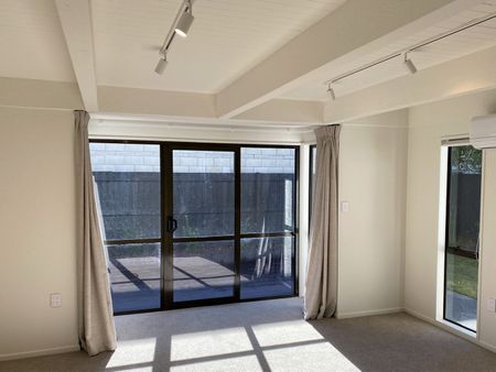 6/99 Mandeville Street, Riccarton, NZ 8041 - Photo 2