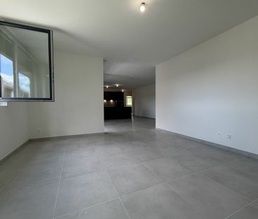 LE TOUT DERNIER APPARTEMENT 4,5 pièces en formule * Location - Acha... - Photo 3