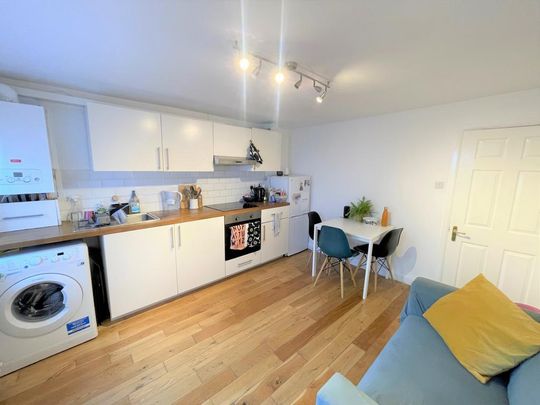 1 bedroom flat to rent - Photo 1