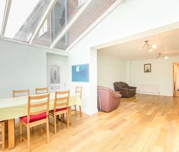 Kenley Road, Merton, SW19 - Photo 3