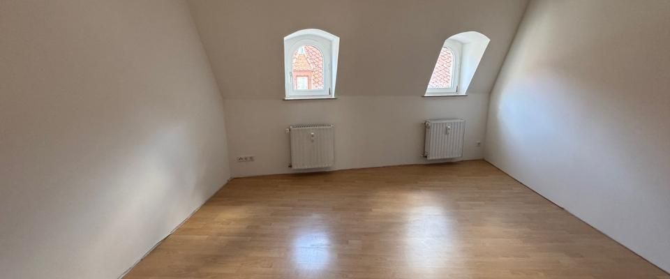 Großzügige 4-Raum-Wohnung in Döbelns Zentrum - Foto 1