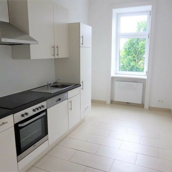 Provisionsfrei: Unbefristeter 63m² Altbau mit Einbauküche in Grünlage - 1140 Wien - Photo 1