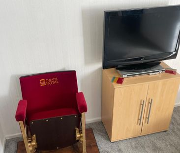 1 bedroom flat to rent - Photo 5