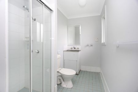 4 bedroom home for rent - Photo 2