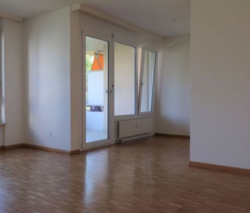 Nähe Schwimmbad, schöne 2 1/2 Zimmer-Wohnung in Aesch zu vermieten - Foto 1