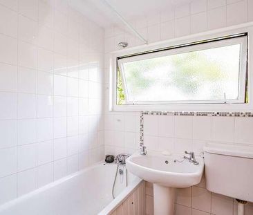 Keensacre, Iver, SL0 - Photo 5