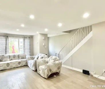 82A Corby Crescent, Brampton, Ontario L6Y 1H1 | 82 A Corby Crescent... - Photo 1