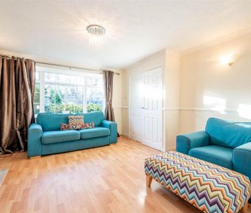 3 bedroom semi-detached house to rent - Photo 3