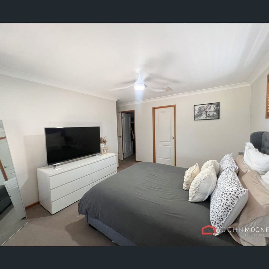 11 Tahara Crescent, Estella, NSW 2650 - Photo 1