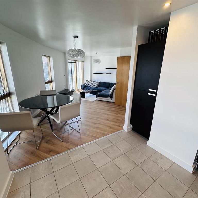 2 bedroom duplex to rent - Photo 1