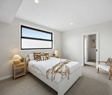 Brand New Luxury Living with Space, Style & Ultimate Comfort! - Photo 3