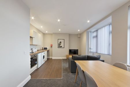 Waveney Road, LOWESTOFT - Photo 3