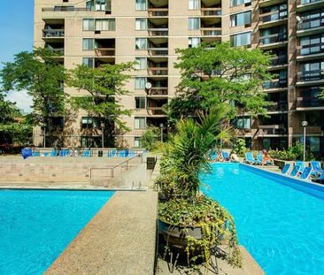 MOVE-IN READY 5½ IN DOWNTOWN MONTREAL | AVAILABLE NOVEMBER 1st - Photo 3