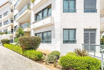 Apartamento T5 em Lisboa