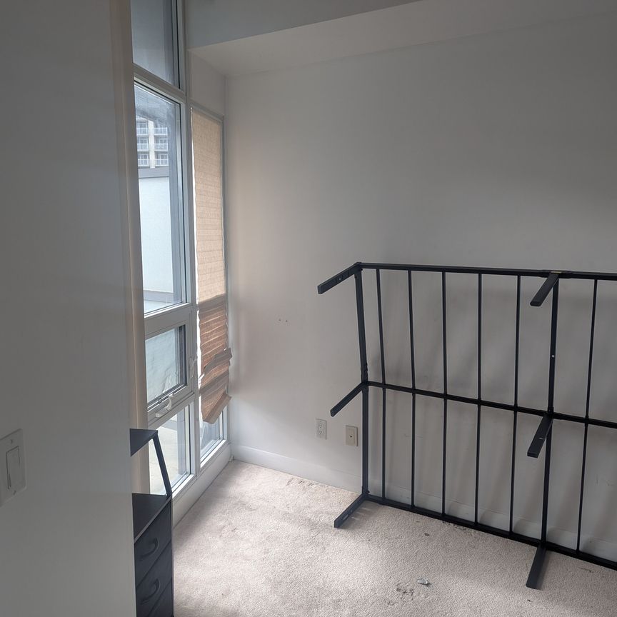 For Lease - 15 Bruyeres Mews Unit# 905, Toronto, Ontario - Photo 1