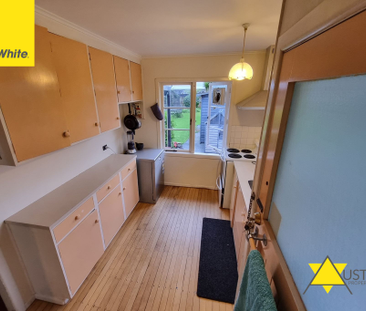 111 Flanshaw Road, Te Atatu South - Photo 5