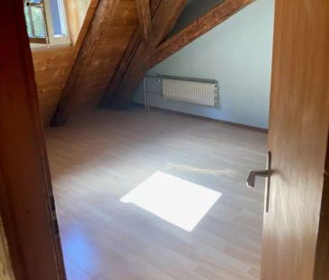 FRIBOURG - PLACE DU PETIT-ST-JEAN 39 - CHARMANT APPARTEMENT - 4 PCE... - Photo 6