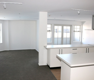 GET SETTLED IN PETONE - Photo 5