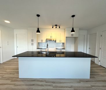 1937, Route 222, Saint-Denis-De-Brompton - Photo 3