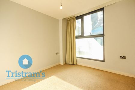 1 bed Apartment for Rent - Photo 2