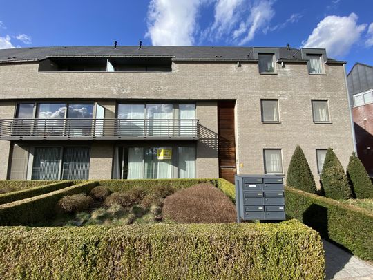 Prachtig gelijkvloers appartement met 2 slaapkamers in het centrum van Geel. - Photo 1