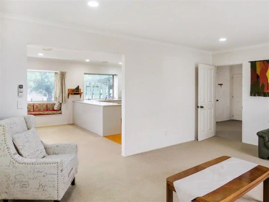 Located in Lynmore! Lynmore - Photo 1