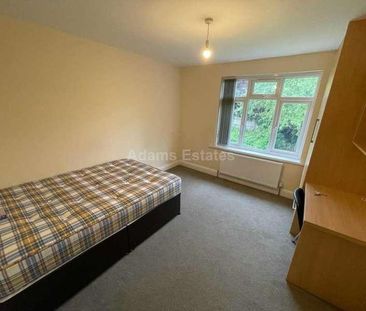 St Peters Road, Reading, RG6 - Photo 4