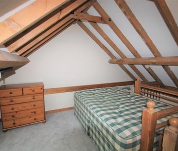 1 bedroom mews to rent - Photo 4