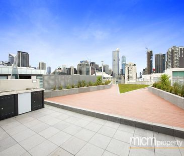 1104/53 Batman Street - Photo 1