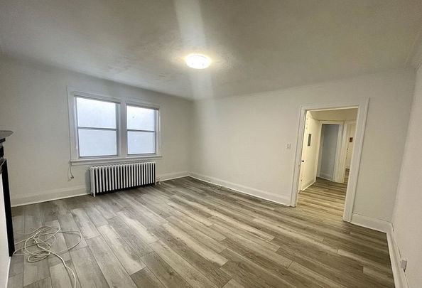 For Lease - 2 Broadway Avenue Unit# 9, Toronto, Ontario - Photo 1