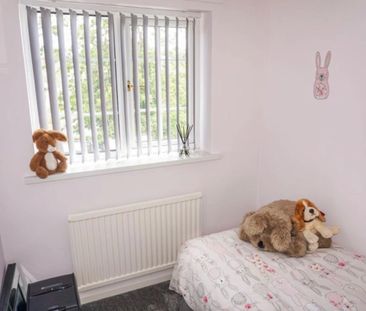 3 Bed Semi-Detached House, Grassmoor Close, S12 - Photo 5