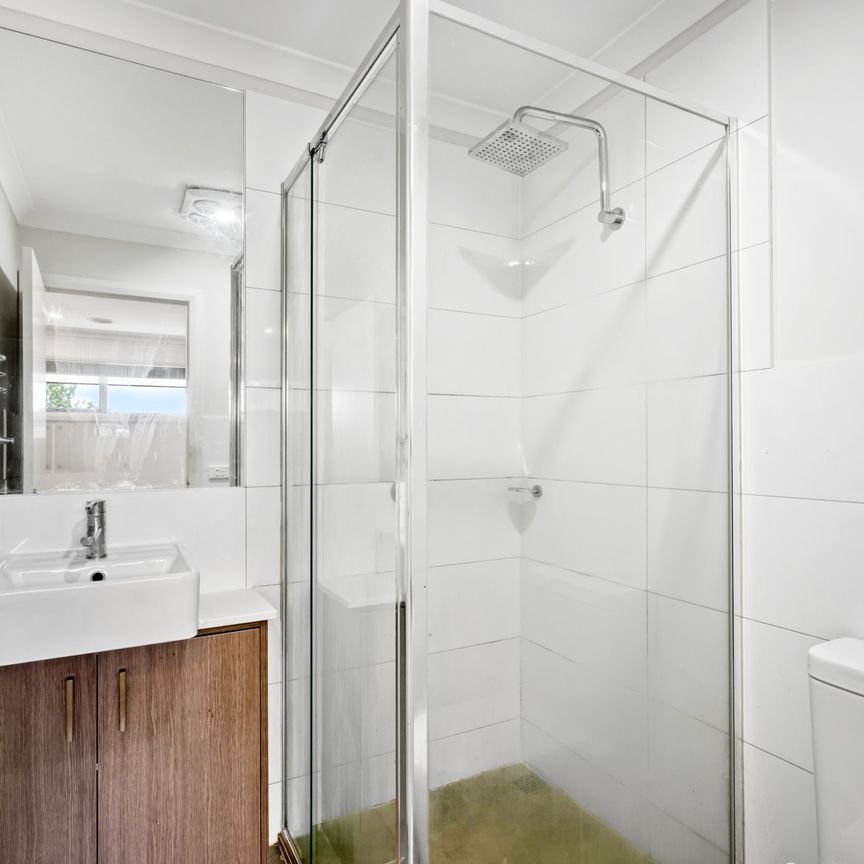 3/10 Camellia Court, Doveton - Photo 1