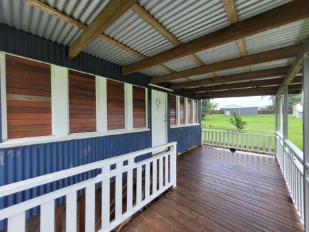 Highset House - Goondi - Photo 5