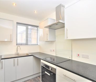 2 bedroom maisonette to rent - Photo 1