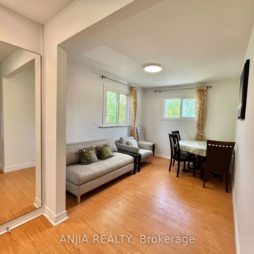 For Lease - 256 Homewood Avenue Unit# unit 3 bedroom 3, Toronto, Ontario - Photo 1