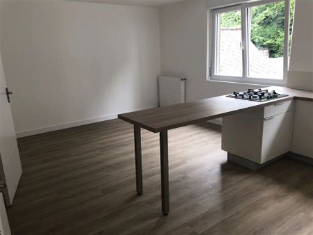 Appartement 4 pièces - 65m² à Laval (53000) - Photo 3