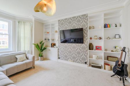 3 bedroom flat to rent - Photo 3