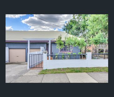 134 Chester Road, Annerley, Qld 4103 - Photo 2