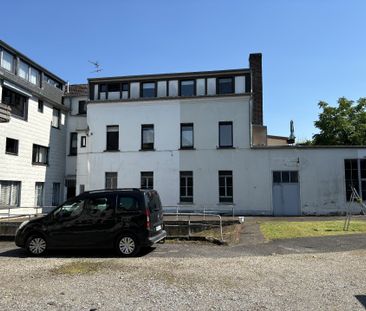 Krefeld Dießem-Lemheide! Ca. 164m², 2 PKW-Stellplätze und Hinterhof... - Photo 2