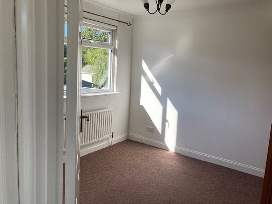 3 bed semi-detached house to rent in Bridgewater Road, Poole, BH12 - Photo 1