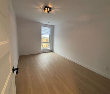 430 Boul. du Bord de l'Eau - Photo 2