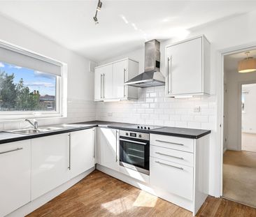 Crown Road, Twickenham, TW1 flat to rent - Photo 5