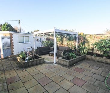 Seafield Road North Caister, Great Yarmouth - Photo 5