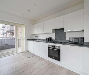 Effra Gardens, Canning Town, E16 - Photo 5